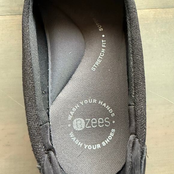 BZees Black Gracie Slip On Flats Sz 6.5 NIB - Picture 5 of 15